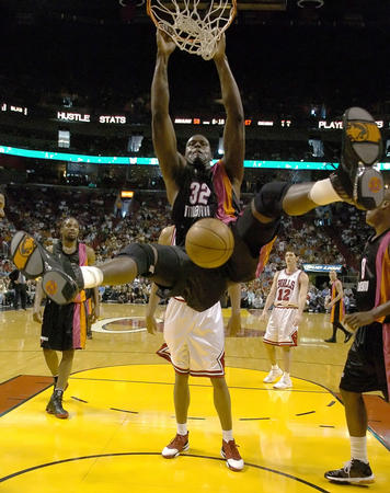 校和机构或 校和机构或